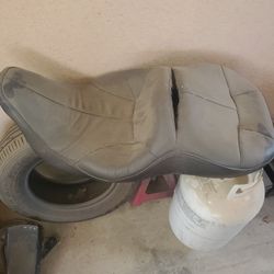06 Electra Glide Seat 