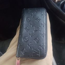 Louis Vuitton Shadow Zippy Wallet