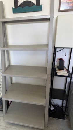 Ladder bookcase 72”