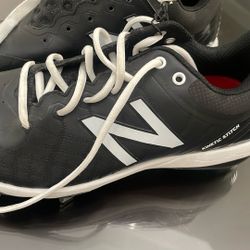 New Balance Men's Limited Edition Triple Blk L4040v5 Low Metal Cleats 2e 6