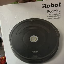 Brand New iRobot Roomba 675