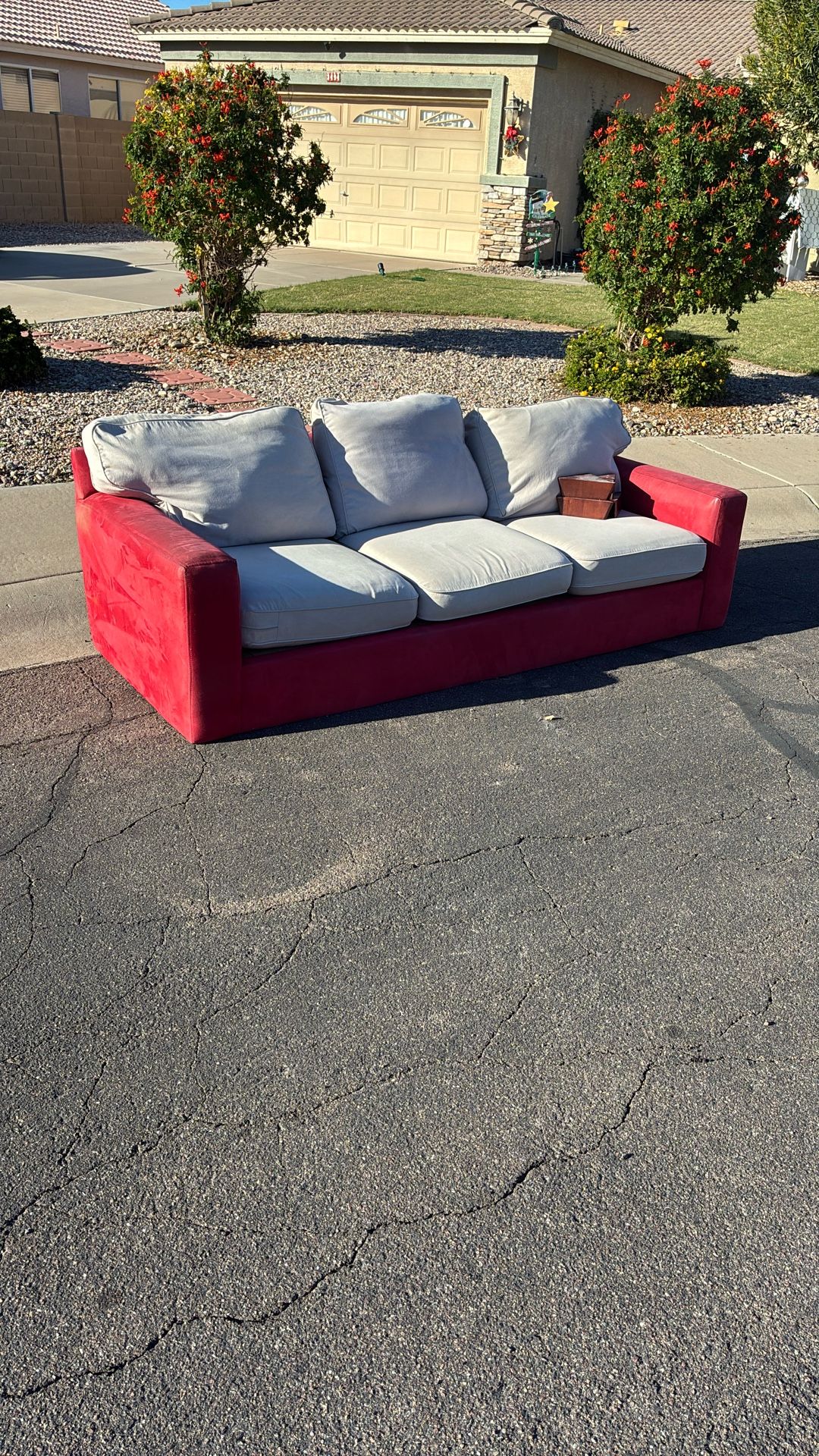 Free Couch!!!!