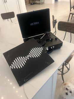 Record player and record