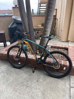Fines Mountain Bike with Disc Brakes