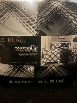 King size Anne Klein four piece comforter set