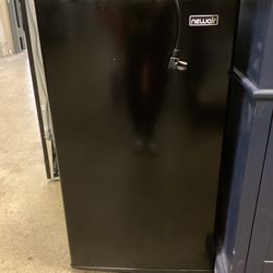 Newair Mini Fridge With Freezer 