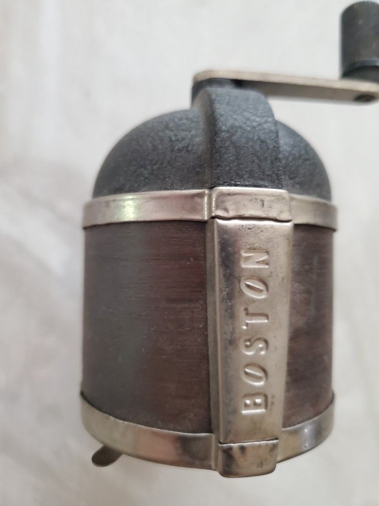 1950s PENCIL SHARPENER