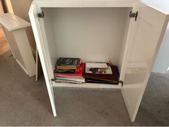 Wall cabinet