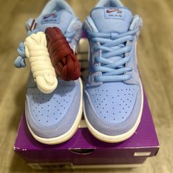 Nike SB Dunk Low “Philly”
