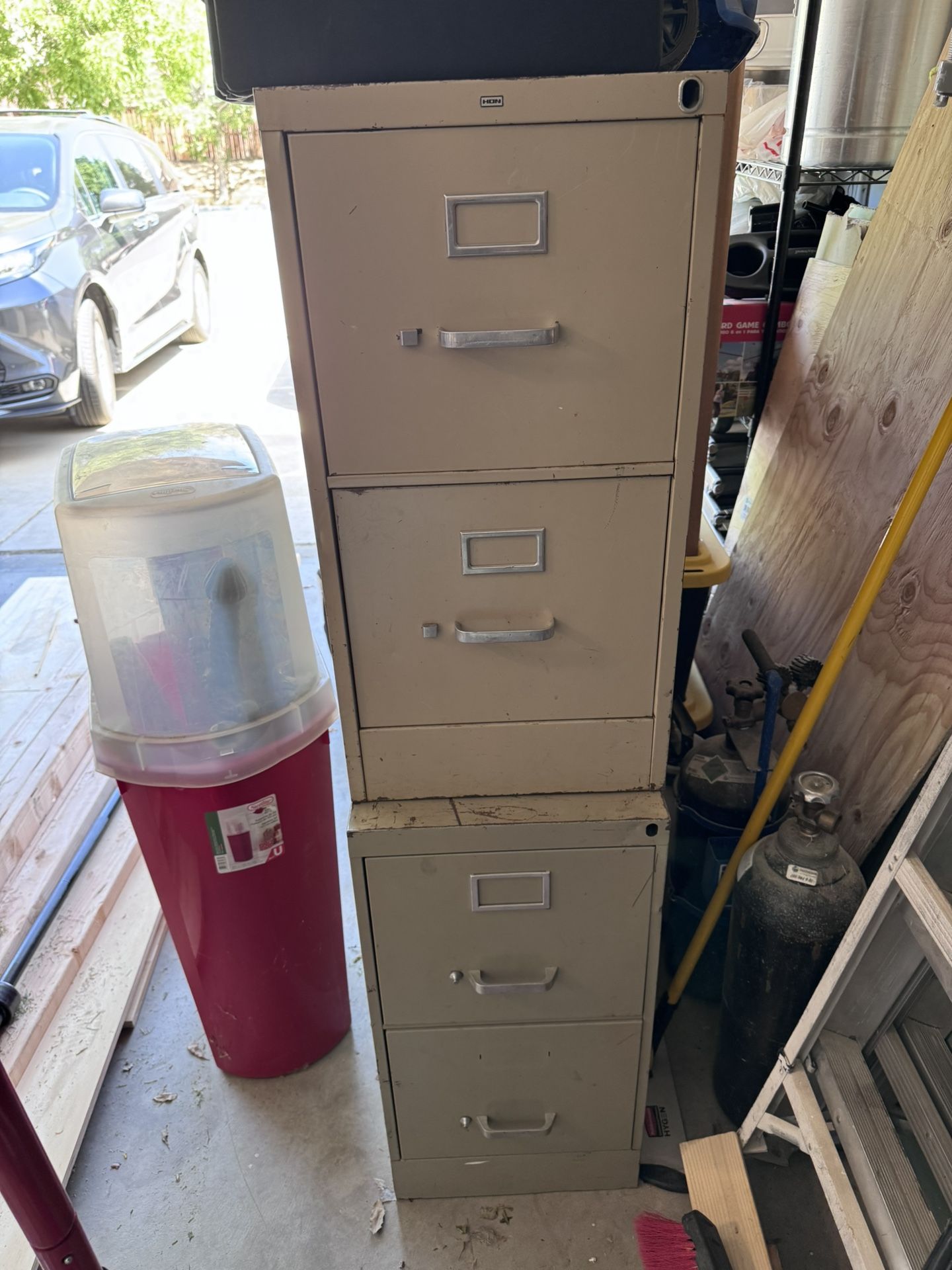 2 drawer filing cabinets