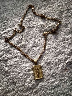GOLD PLATED CHAIN AND PENDANT