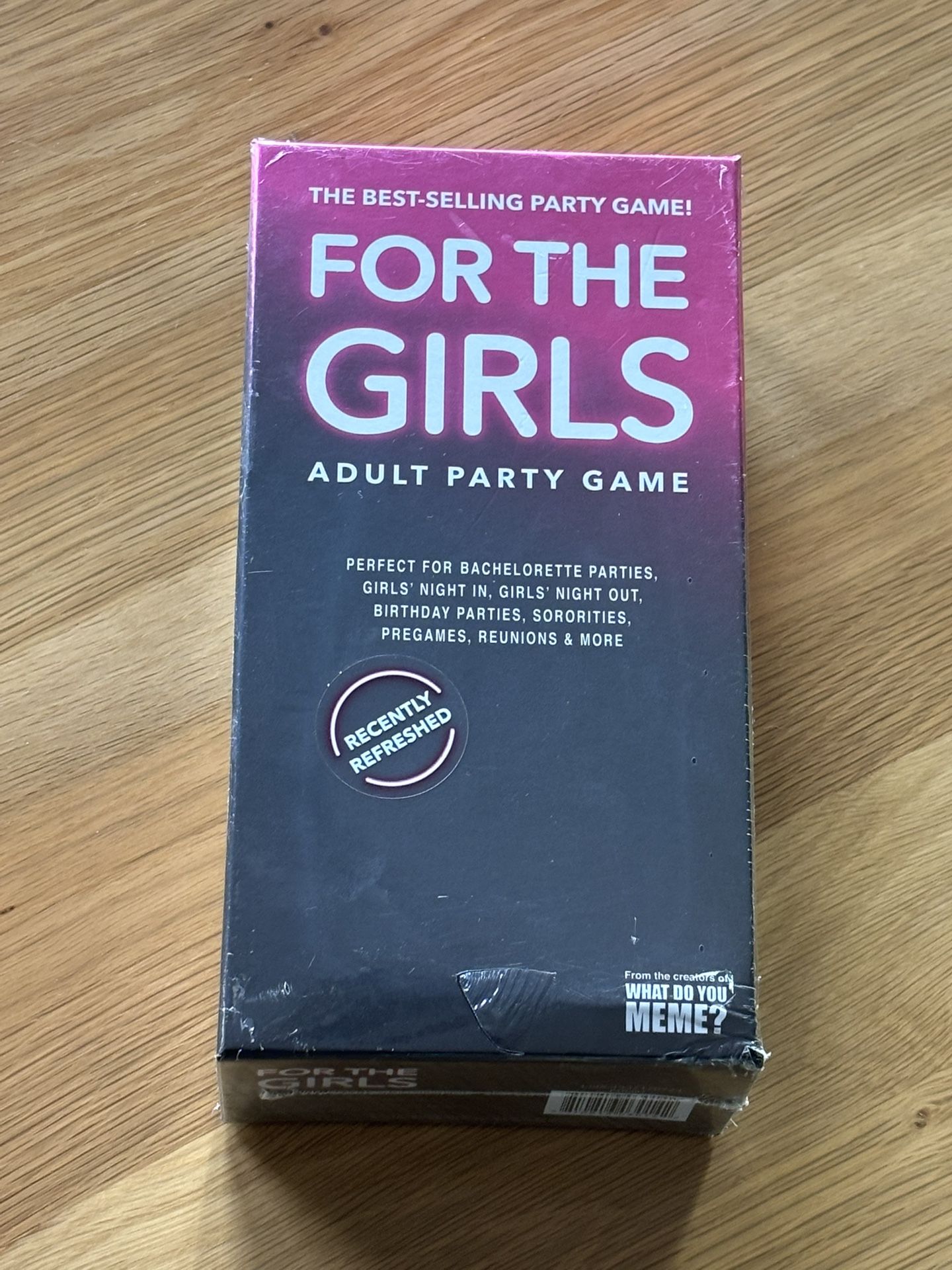 For The Girls - Adult Party Game ( What Do You Meme?)