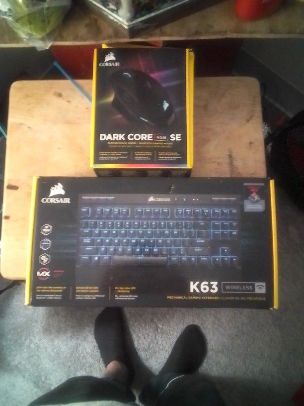 CORSAIR Mechanical Gaming Keyboard & Mouse Wireless