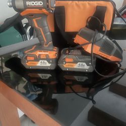 Ridgid 18V Impact Driver Kit 