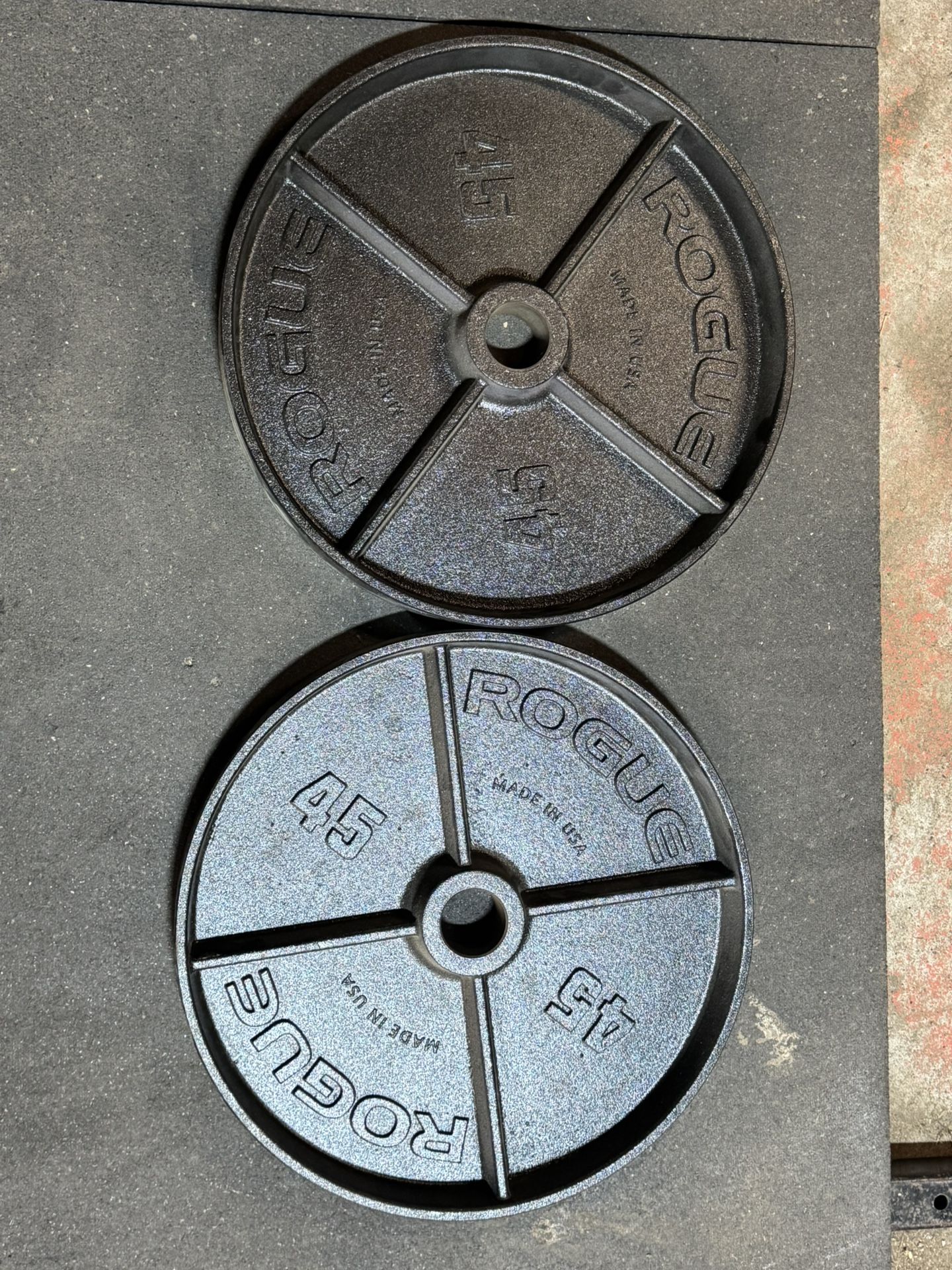 Rogue Deep Dish 45lb Plates US Made - Pair