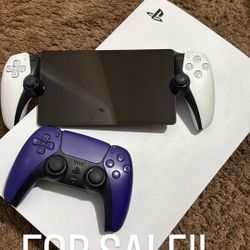 PS5 & remote controller 