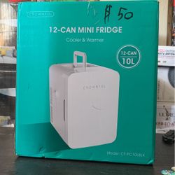 Mini fridge 