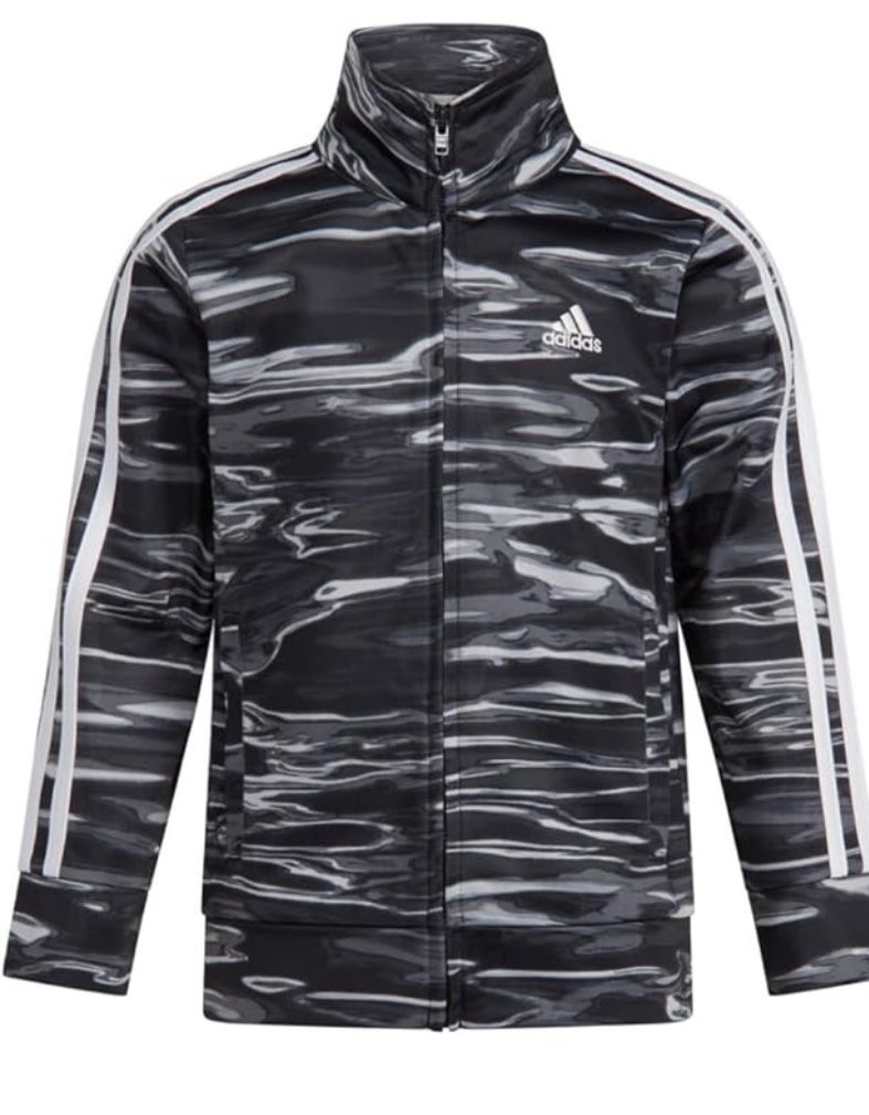 Adidas sweater size x-large runs very small like a Medium