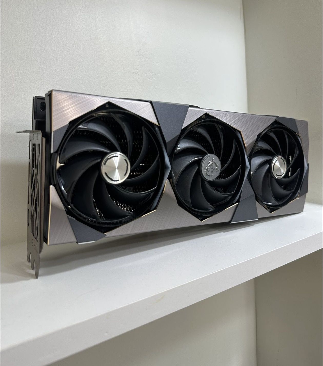 RTX 4090 - Msi Suprim X