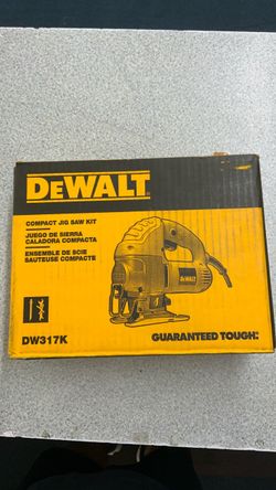 DeWalt DW317K Compact Jig Saw Kit