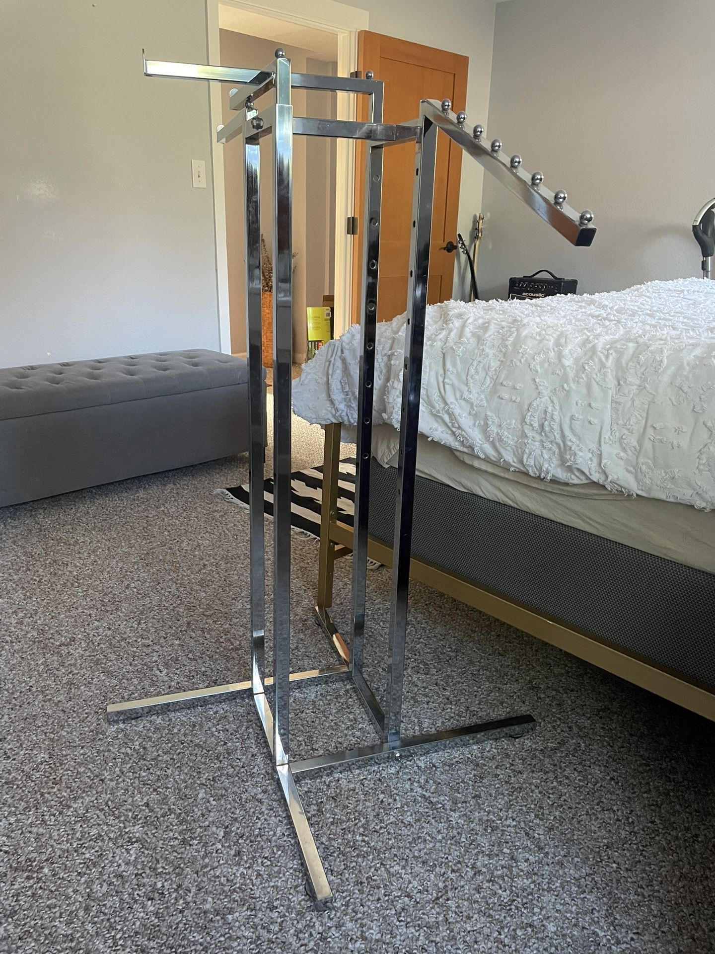 Free Clothing Rack