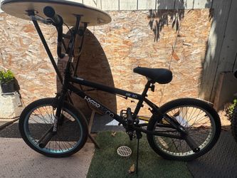 BMX BIKE HYPERBIKE CO 20-INCH