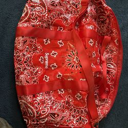 Supreme duffle bag