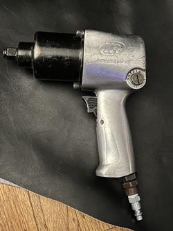 Ingersoll Rand #231C 1/2" Super Duty Air Impact Wrench 600 ft-lb Torque

