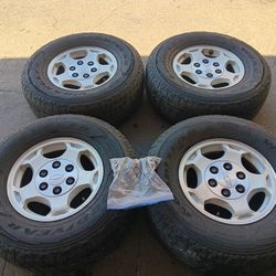 Tires and wheels Tires o k #30.%.. threat left.