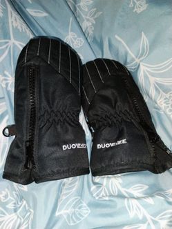 Winter waterproof gloves