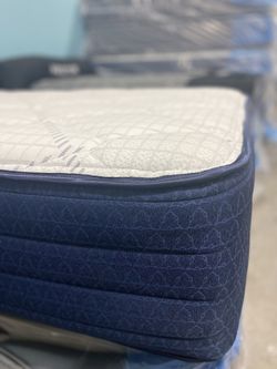 ⭐️Kings start at 175 ⭐️ ⭐️ Queens start at $100 ⭐️ ⭐️ ⭐️Fulls start at $90 ⭐️ ⭐️ ⭐️ ⭐️ Twins start at $85  👉🏼 Adjustable beds deeply discounted too