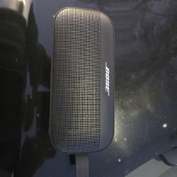 Bose Speaker LIKE NEW