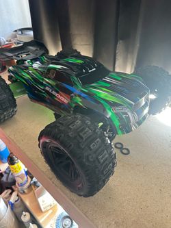 Traxxas sledge