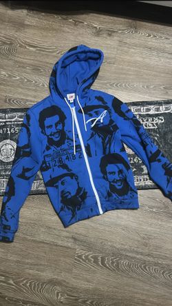 Authentic Blue Asaali hoodie size M