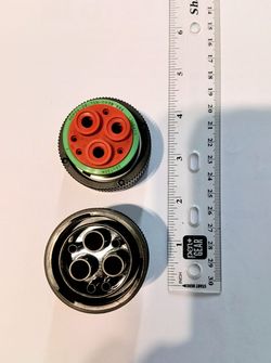 Deutsch HDP26-24-7SN-C038 circular connector plug housing 7 Position Female Auto