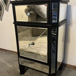 Houzz Claudia Regency Black Mirrored Nightstand/Cabinet 