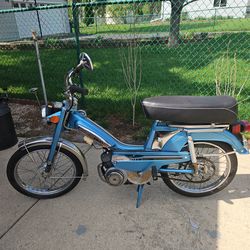 1979 motobecane 50v mobylette