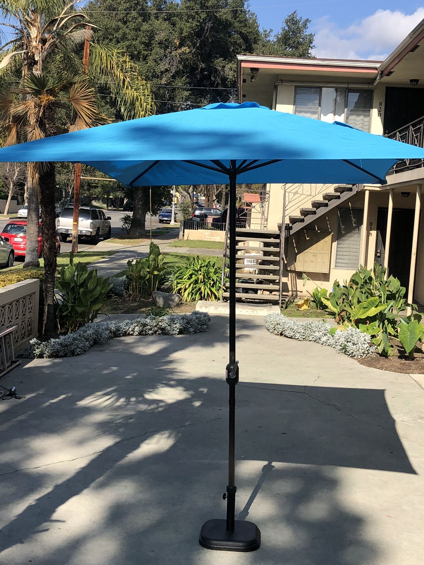 10’ X 6.5” CRANK RECTANGULAR PATIO UMBRELLAS