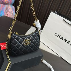 Hobo Elegance Chanel Bag