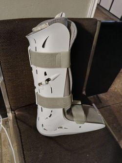 Left leg foot  brace