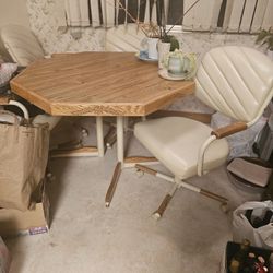 Kitchen Table And Chairs