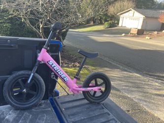 Child Kid Children Strider Sport Balance Bike 12” Wheels Bicycle Tricycle Trike like Good Condition 