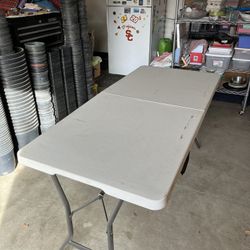 Folding Table 5 Feet $40
