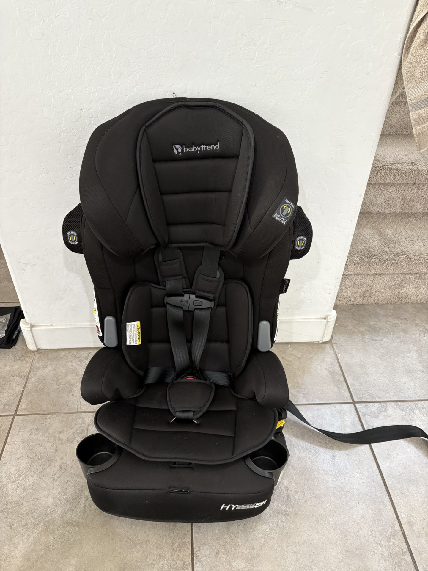  Babytrend  Booster Car Seat 