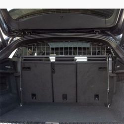 Audi Q8 / RSQ8 Luggage And pet/ Dog Barrier
