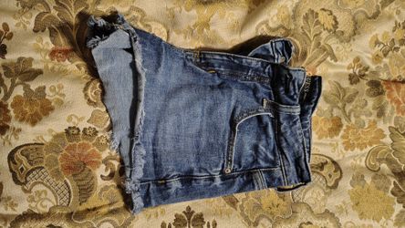 Guess girls jeans shorts size 24
