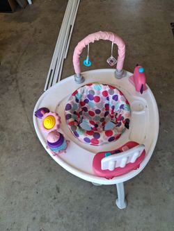 Baby play chair