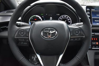 2022 Toyota Avalon Thumbnail