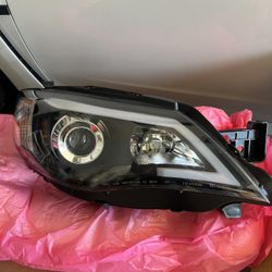 Spec-D Led Style Projector Headlight With Gloss Black Base And Smoke Lense.