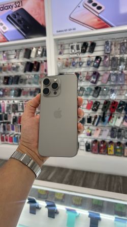 iPhone 15 pro max unlocked